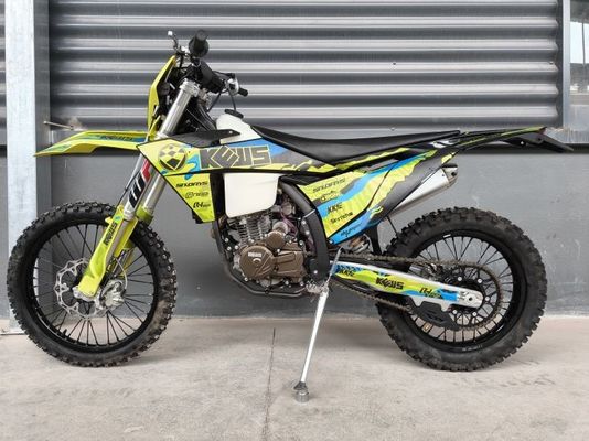Rendimiento todoterreno con KEWS 176fmn YB300H Enduro K23 de cuatro tiempos
