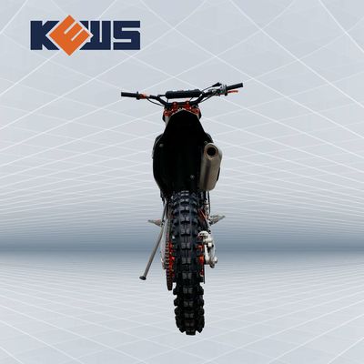 Las motocicletas negras K16 de 250CC Enduro modelan el motor 120KM/H de la leva de With Benelli Twin