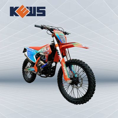 Motocicleta Enduro de 300cc con 19KW de potencia y 120KM/H de velocidad