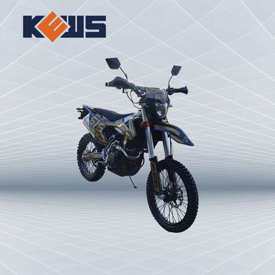 Motocicleta negra en euro de la etiqueta engomada 300CC del oro 4 motocicletas NC300S en las bicis de la suciedad del camino