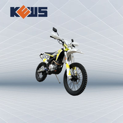 El aire de CB250 120KM/H K22 refrescó 4 bicis de la suciedad del movimiento con el sistema completo