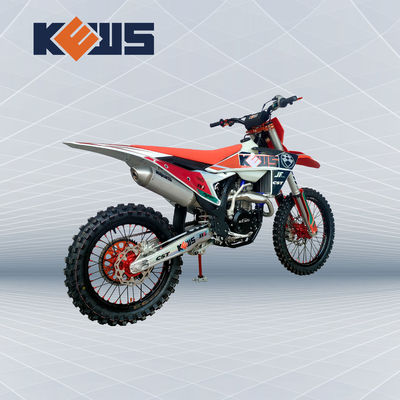 Motocicletas rojas y negras K23 del motor de cuatro movimientos de la suciedad de la bici en Zongshen NC300S 300CC