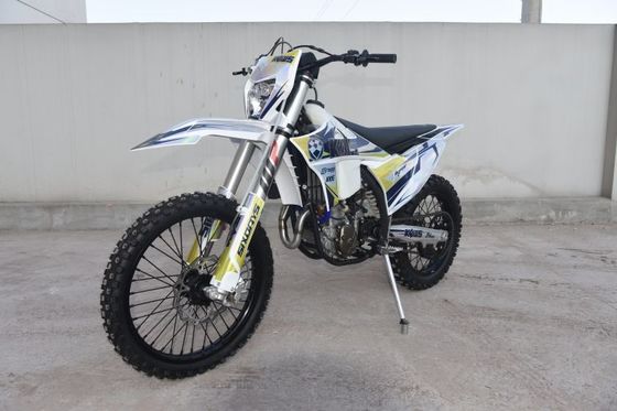 KEWS 179mm-a YK250 Cuatro tiempos Enduro K23 Modelo de motocicleta de 250cc