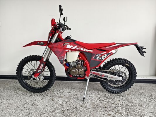 Motocicleta de enduro KEWS k28 R-edition de 4 tiempos con motor de 4 tiempos refrigerado por líquido, 300 mm de distancia al suelo y discos dobles de gran diámetro